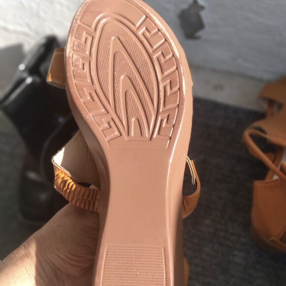 BRONZE OCHRE OPEN TOE SANDALS SHOES ZIP CLOSURE 2" HEEL SIZE 7.5 - Picture 8 of 8